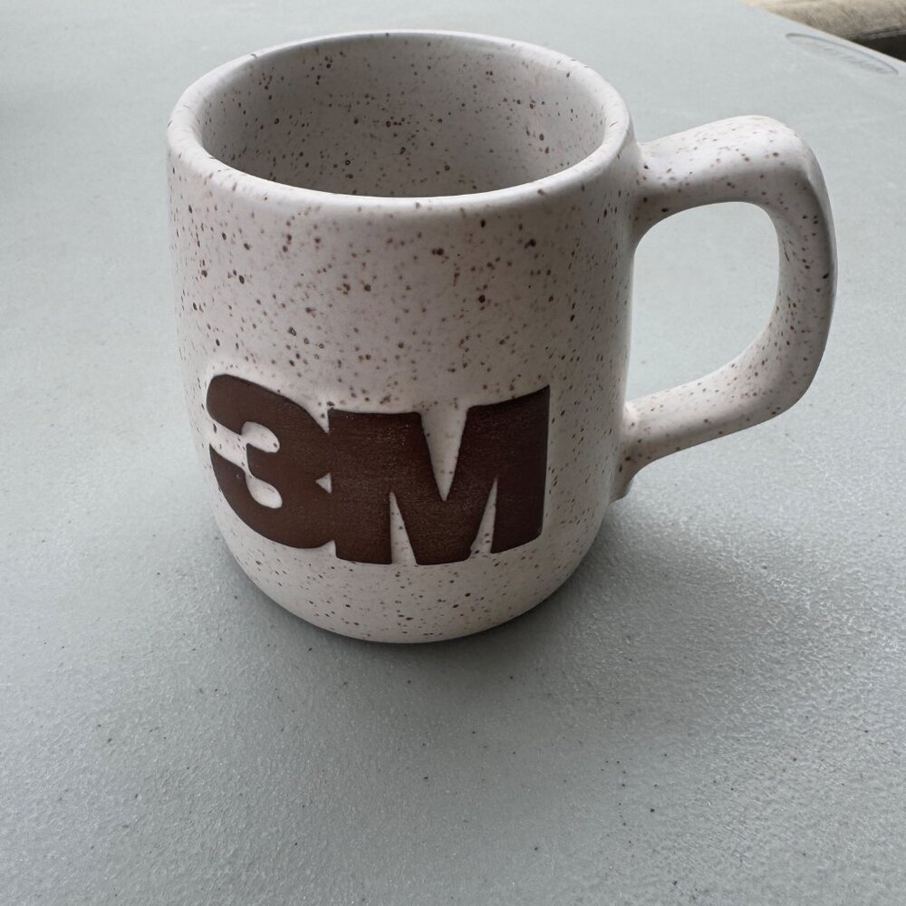 3M Company Coffee Mug. Art Deco Print Mug Brown speckle on white